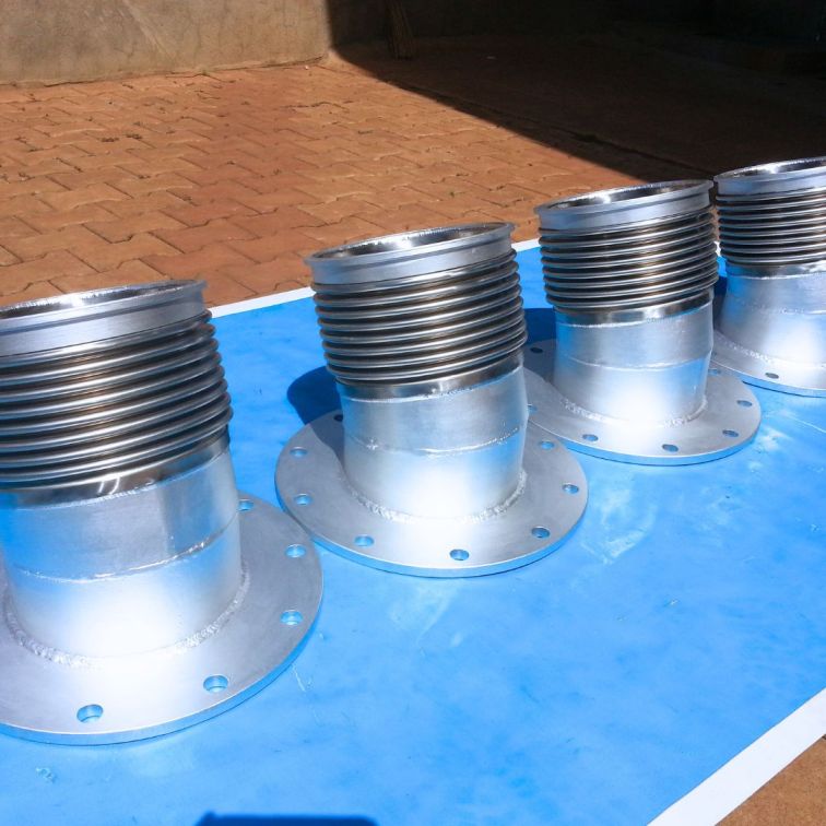 Exhaust Bellows Expansion Joints With Flanges